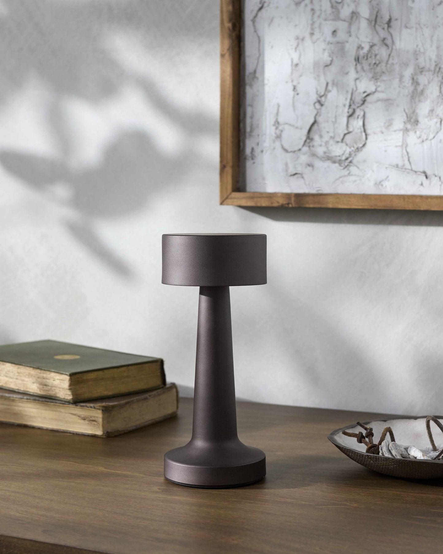 Ibipitanga Dark Red Table Lamp