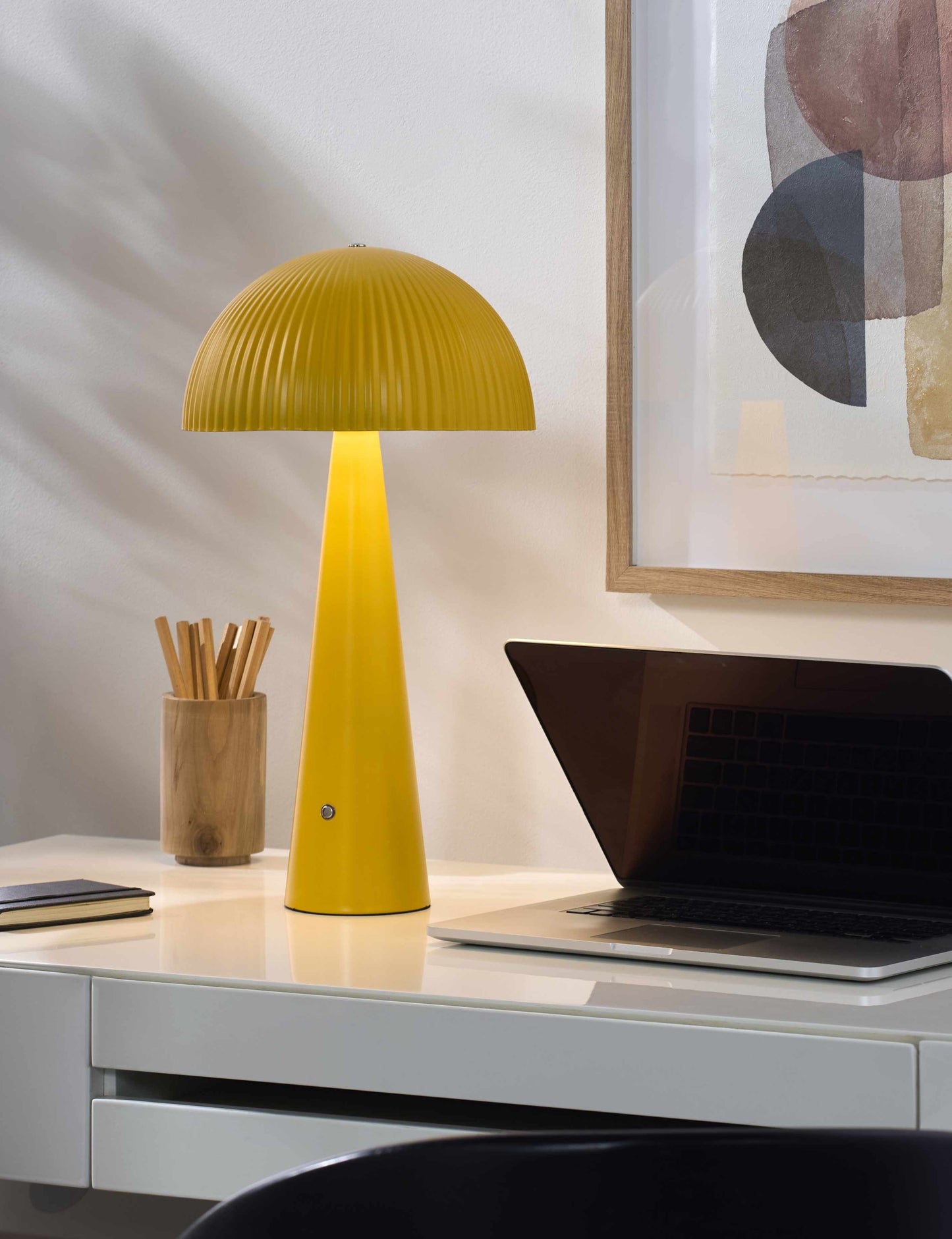 Scontrone Yellow Table Lamp