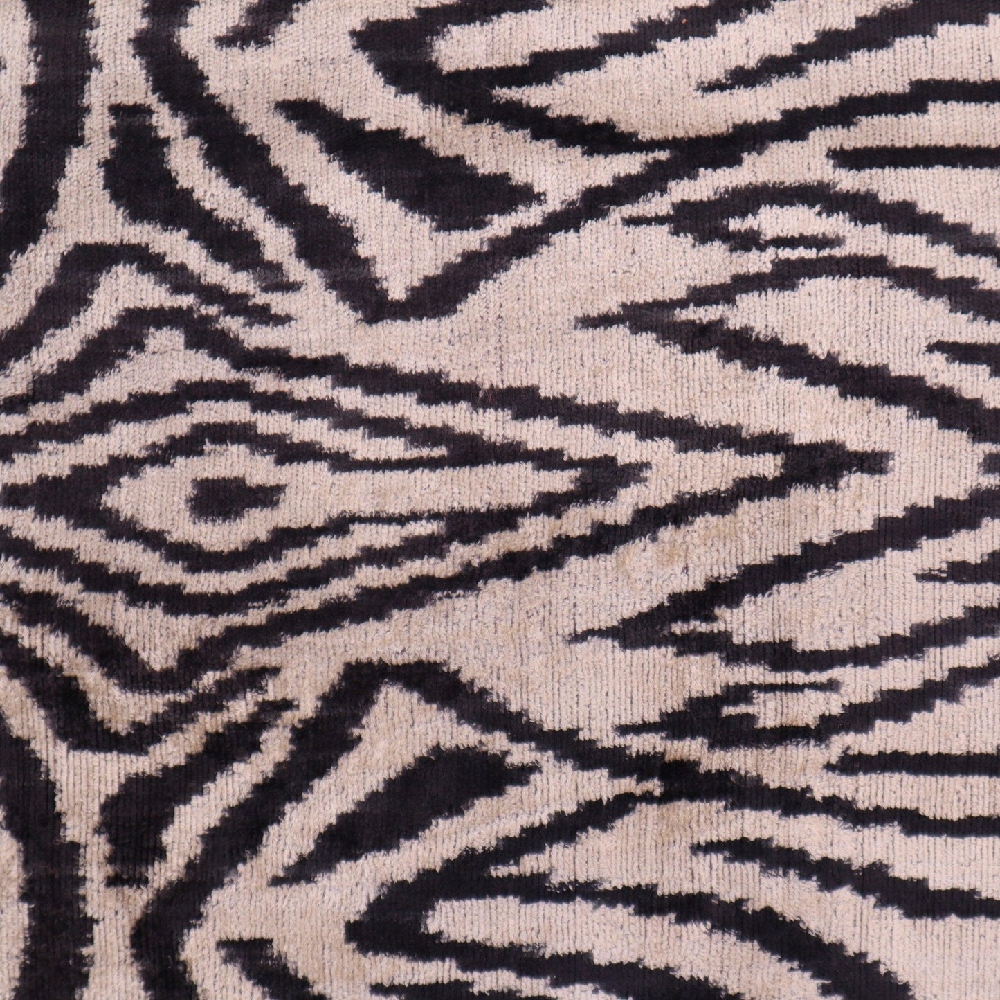 Canvello Luxury Black And Ivory Throw Pillows - 16x24